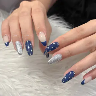 ネイル LAVISH manaのネイルデザイン