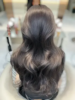 ロング 美髪縮毛矯正 🫧かずやのヘアスタイル