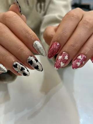 ネイル 👑 pool SAKI 👑のネイルデザイン