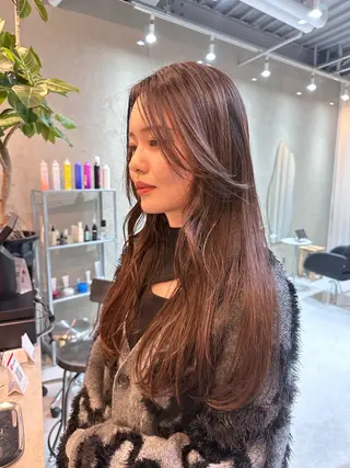 ロング Shiro RENのヘアスタイル