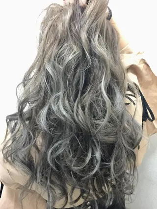 ロング カラー 美髪・艶髪特化美容師 RYOJIのヘアスタイル