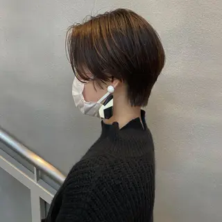 ショート ウルフカット 811 大阪梅田 ウルフのヘアスタイル