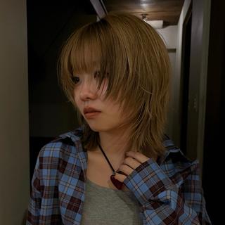 ミディアム たおちゃん／レイヤー ／透明感カラーのヘアスタイル