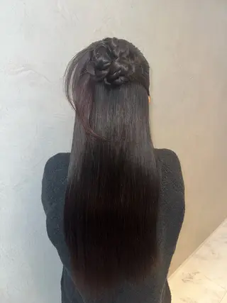 ロング ☘️はるみ☘️縮毛矯 正/カット/大宮のヘアスタイル