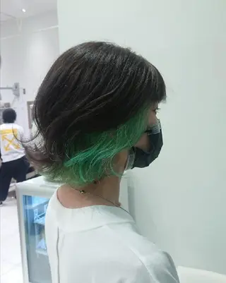 ショート カラー ウルフカット/デザイ ンカラー/あらげのヘアスタイル