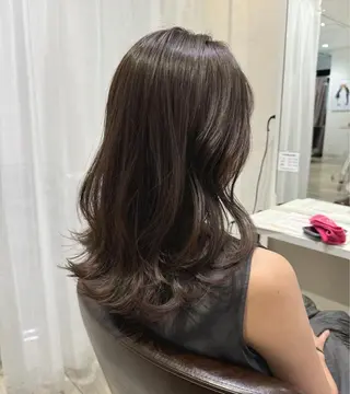ロング カラー 長井 陽菜のヘアスタイル