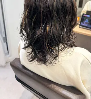 ミディアム パーマ 似合う髪型見つけます AYAKAのヘアスタイル