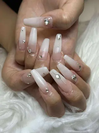 ネイル anh nail anne🤍のネイルデザイン