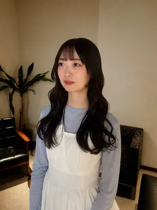 ロング KAREN（ému） 伏見/カットモデルのヘアスタイル