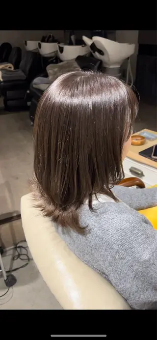 ミディアム カラー 瀬川 夏緒のヘアスタイル
