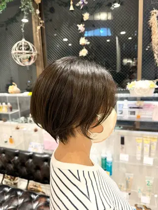 ショート カラー 赤間 飛鳥のヘアスタイル