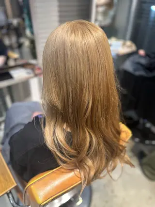 ロング カラー ハイトーンカラー が絶対可愛い✨泰聖✨のヘアスタイル