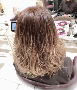 ミディアム カラー 難しい髪質の縮毛矯正 高岡/射水/髪質改善のヘアスタイル