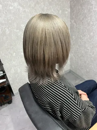 ミディアム 池田 真衣のヘアスタイル