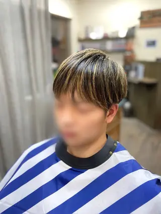 ショート カラー メンズ ヘアーサロン ＳＯRＡお顔剃りのエステ・リラクイメージ