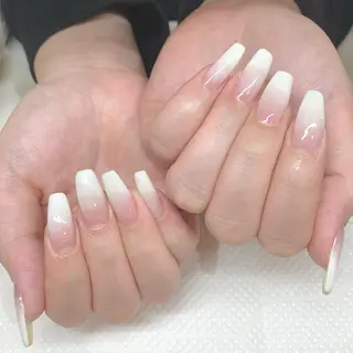 ネイル リスブラン🌱 IKUMIのネイルデザイン
