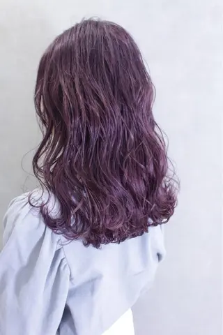 ミディアム カラー ヘアアレンジ lani ブリーチ /ダブルカラーのヘアスタイル