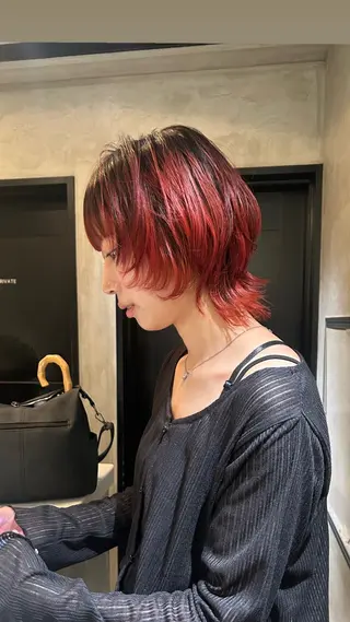 ミディアム カラー タナカ カナ🫧のヘアスタイル
