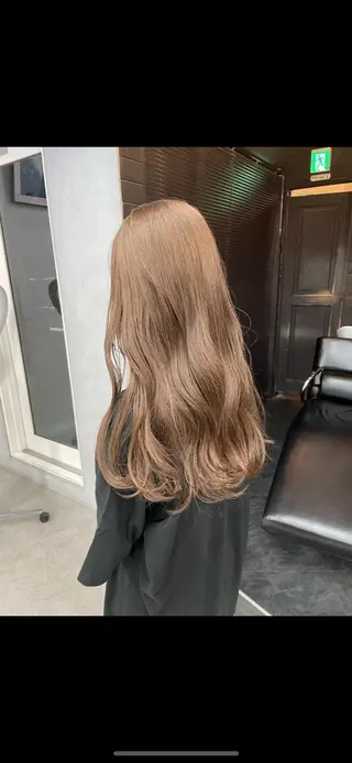 ロング カラー Rico / bob/グレージュのヘアスタイル