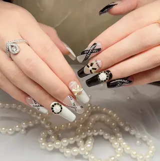 ネイル 心斎橋Mione nail salonのネイルデザイン