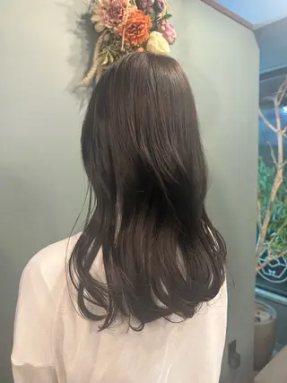 セミロング 草野 奈扇のヘアスタイル