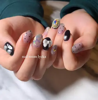 ネイル ネイルルームリッカ 𝐦𝐚𝐲𝐮のネイルデザイン