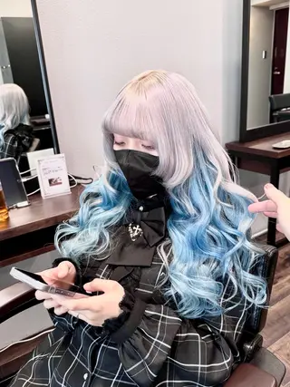 セミロング カラー 🆕ブリーチ髪質改善 🆕デザインカラーのヘアスタイル