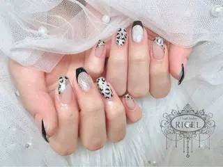 ネイル KANNA 💚のネイルデザイン