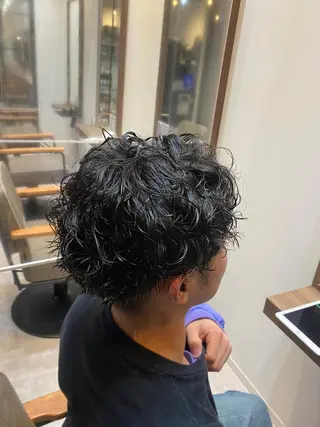 パーマ メンズ 花見 亜沙美のヘアスタイル