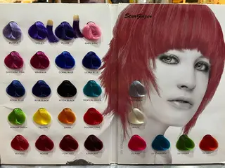 カラー KOYA ｺﾔのヘアスタイル
