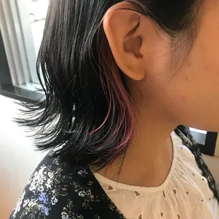 ショート カラー Oopsレイヤー 加藤澄都のヘアスタイル