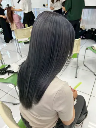 ロング 松永 瑠奈のヘアスタイル