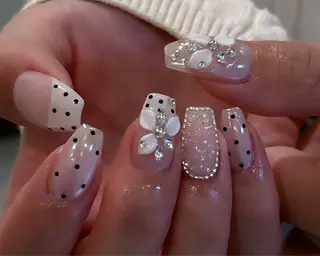 ネイル prunelle .のネイルデザイン