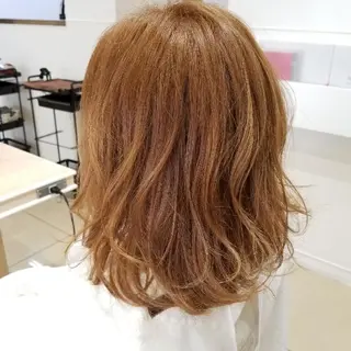 ミディアム パーマ カラー 山内 佐江子のヘアスタイル