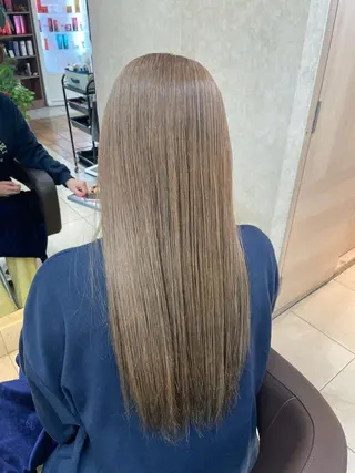 ロング 前田 菜奈子のヘアスタイル