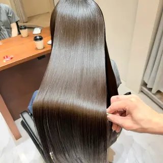 ロング 川邉 莉子のヘアスタイル