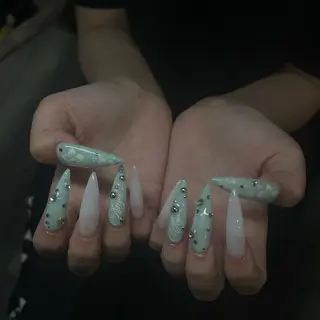 ネイル IROHA nail Ami🐊🎀のネイルデザイン