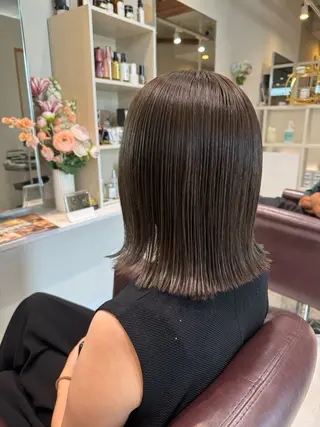 ミディアム カラー ボブ✄／透明感カラー 上野 梨奈のヘアスタイル