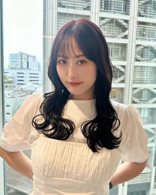 セミロング カラー ブリーチなし/レイヤ ー特化🌈Tommyのヘアスタイル
