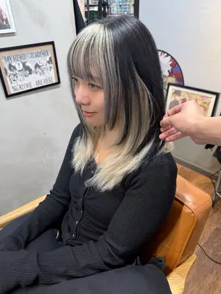 ミディアム インナーカラー🦔 🐾KEISUKEのヘアスタイル