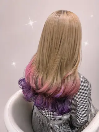 ロング LALA/ブリーチ/ ハイトーン/エクステのヘアスタイル