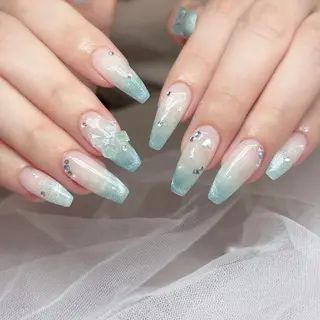 ネイル 心斎橋Salon Epokkuのネイルデザイン