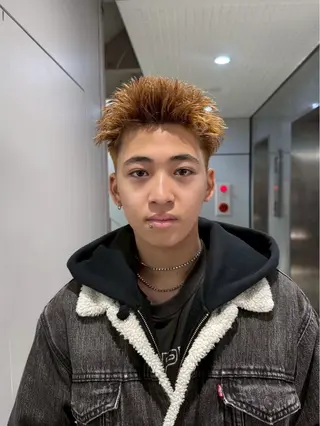 ショート カラー メンズ 🔥ニュアンス フェザー小林海斗🔥のヘアスタイル