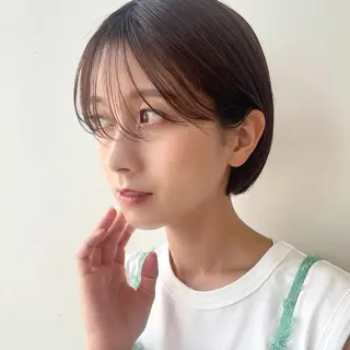 ショート カラー 顔まわり🥨レイヤー /透明感/水口舞奈のヘアスタイル