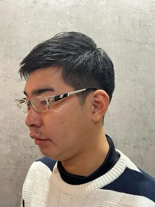 ショート メンズ 有安 明妃のヘアスタイル