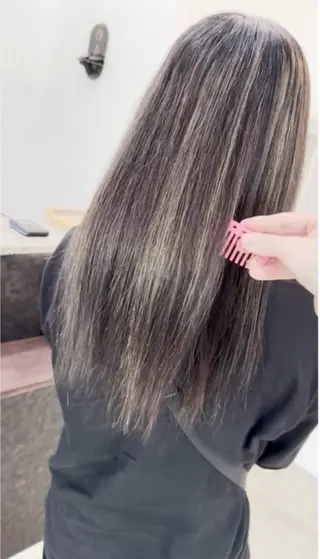 カラー PEIGE OKINAWAのヘアスタイル