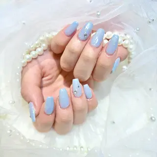 ネイル WISTERIA ainaのネイルデザイン