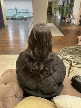 ロング カラー 佐久間 柊里のヘアスタイル