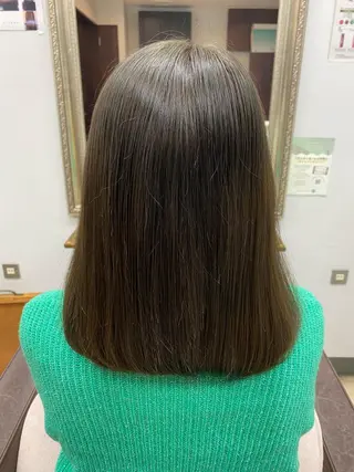 ミディアム カラー 産休の為お休みです! 小島凜のヘアスタイル