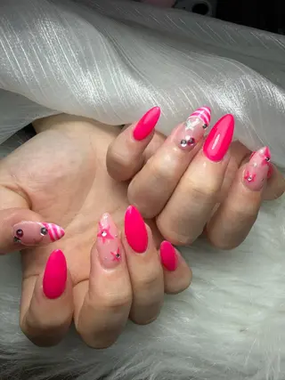 ネイル MoonHi Nail 朝霞台のネイルデザイン